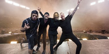 METALLICA's 'Hardwired… To Self-Destruct' Returns To No. 2 Thanks To Concert Ticket/Album Bundle
