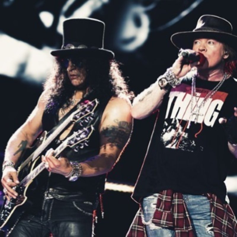  SLASH On Possibility Of New GUNS N' ROSES Music: 'I Think Everybody Wants To Do It' 