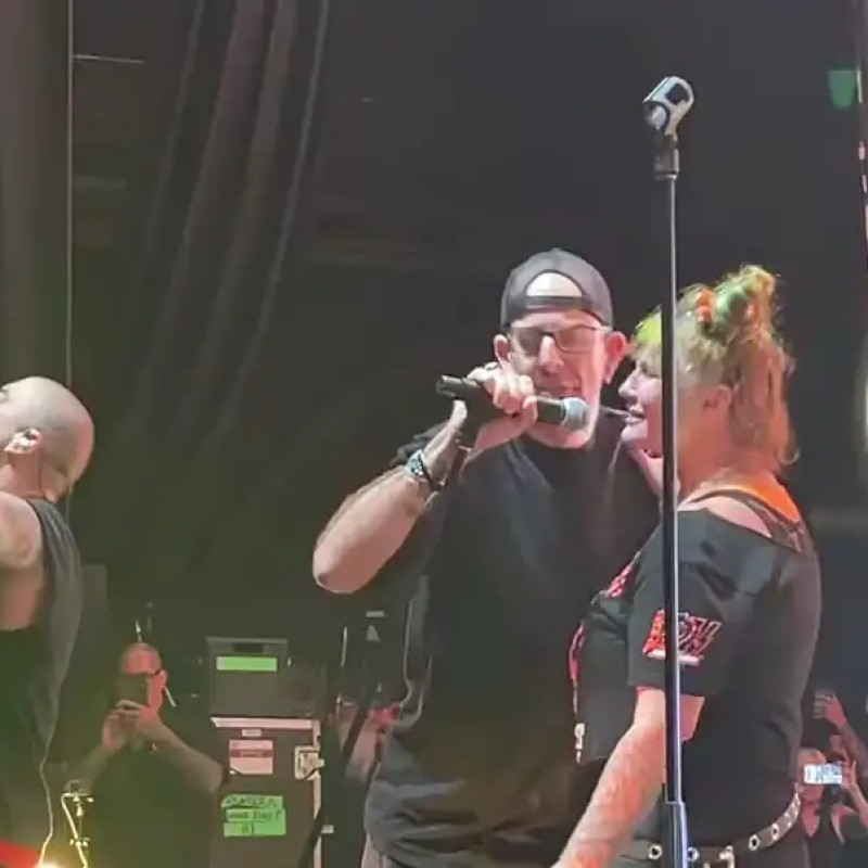 DIMEBAG’s Longtime Girlfriend RITA HANEY Joins PANTERA On Stage In Houston (Video)