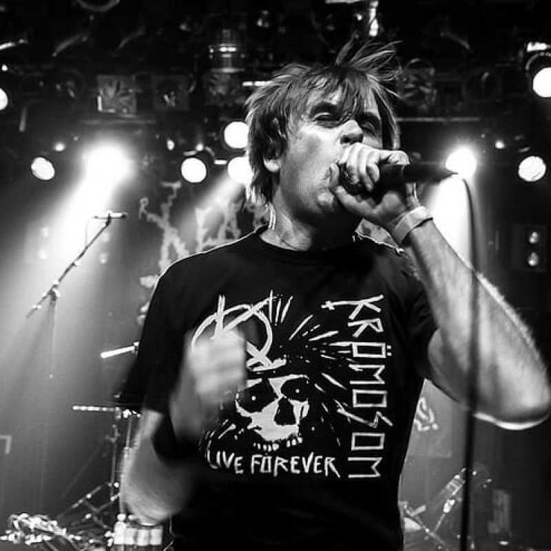 NAPALM DEATH's BARNEY GREENWAY Says DONALD TRUMP Is 'A Terrible Human Being'!