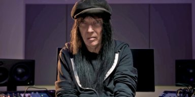  MÖTLEY CRÜE's MICK MARS Thinks He Will Lose Some Fans' With His Upcoming Solo Project? 