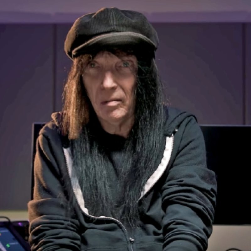  M&Ouml;TLEY CR&Uuml;E's MICK MARS Thinks He Will Lose Some Fans' With His Upcoming Solo Project? 
