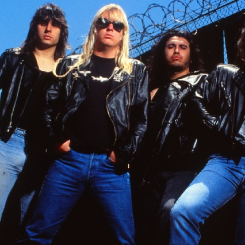  DAVE LOMBARDO: 'If JEFF HANNEMAN Was Still Here And Still In SLAYER, He Wouldn't Want To Retire' 