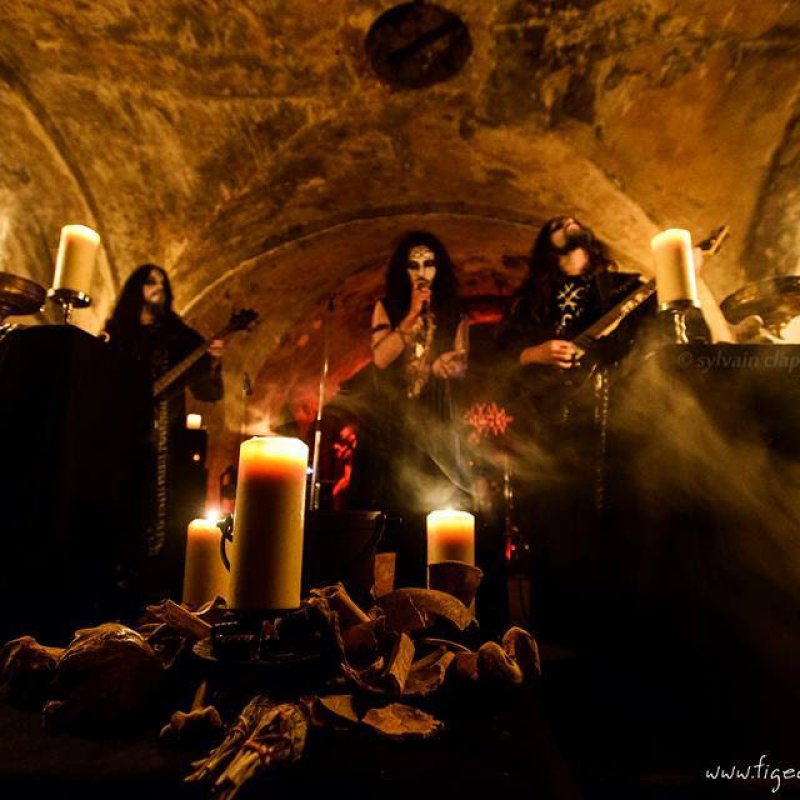 MALEPESTE / DYSYLUMN split album now streaming!