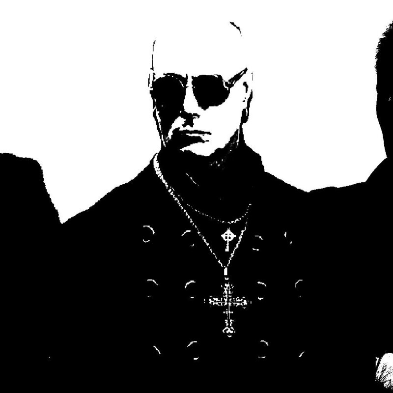 German-American industrial metal act `Eli van Pike' release the new single!