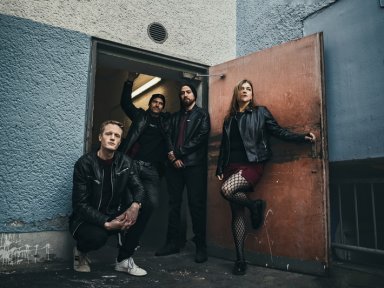 Rising Alma Set to Release New Album Cracking The Moment via Sliptrick Records