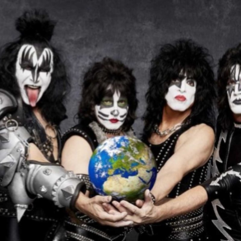  KISS's Setlist For 'End Of The Road' Tour Will Be Expanded To 25 Songs, Says PAUL STANLEY 