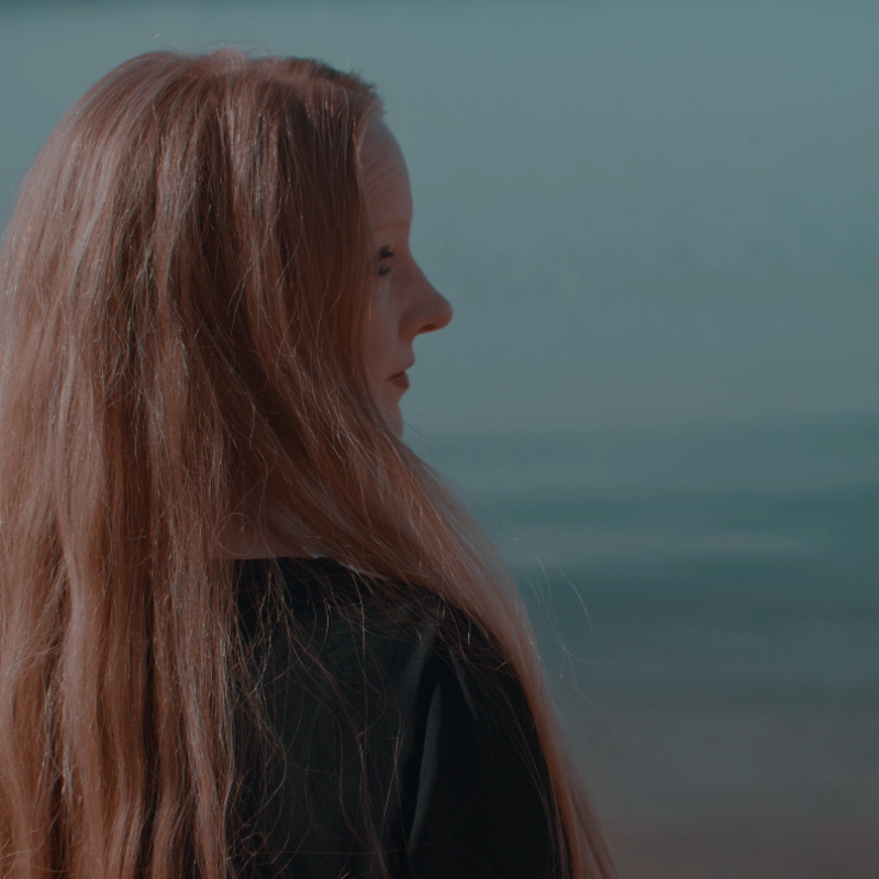 TALIA HOIT RELEASES EMOTIONALLY POWERFUL NEW SINGLE “BEAUTIFUL” – OUT NOW WITH BONUS TRACK CD + LYRIC VIDEO