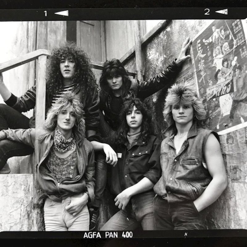 16 November sees the release of a long awaited AOR classic - the self titled album from Australian AOR heroes DE-ARROW