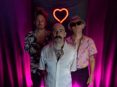 WISENT Unleash Fierce New Single “Crater” – Out November 14, 2025