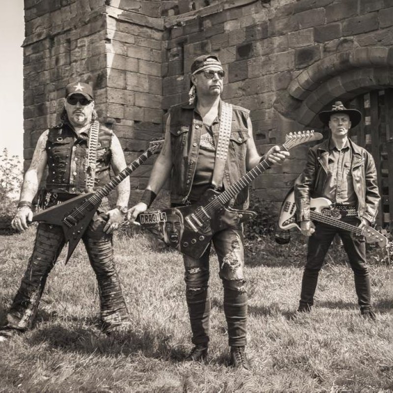 DOGSFLESH UNLEASH THEIR LATEST METAL ONSLAUGHT ‘MARCH OF THE DAMNED’ – OUT NOW