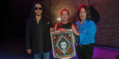 Matt Zane Shares Emotional Moment With Gene Simmons and Paul Stanley Honoring Wayne Static