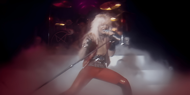M&Ouml;TLEY CR&Uuml;E RELEASES PREVIOUSLY UNRELEASED 1981 DEMO &lsquo;NOBODY KNOWS WHAT IT&rsquo;S LIKE TO BE LONELY&rsquo;