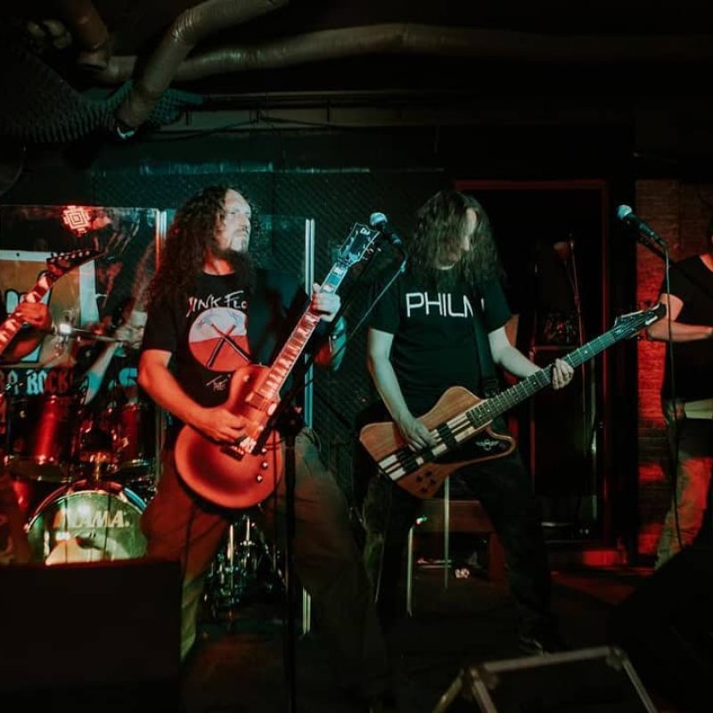 The debut album by the Polish band Painthing that has been recorded!