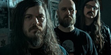 FISTER: Missouri Doom Trio Unveils "I Am Kuru" Video; Tour Underway
