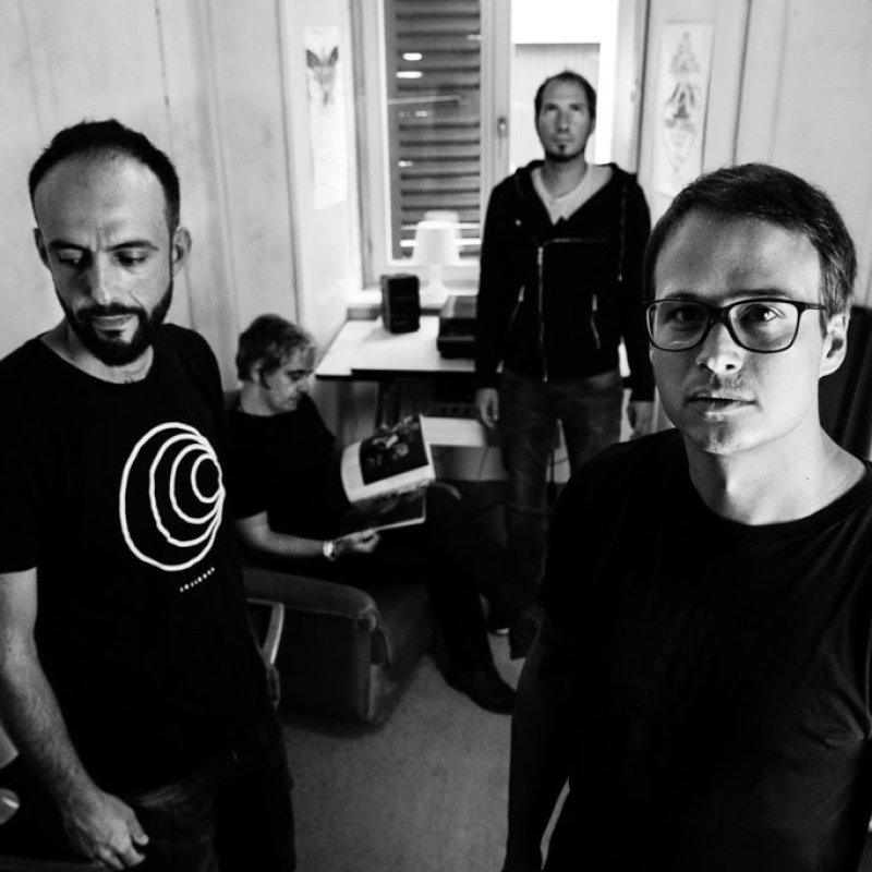 Swiss Ambient-Cinematographical-Post-Rock/Post-Hardcore Collective Killbody Tuning released and streamed new album 'Pictorial'