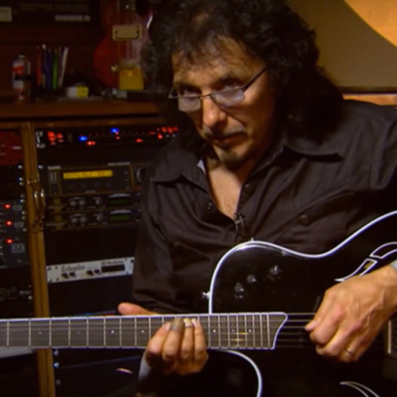  TONY IOMMI Is Remixing BLACK SABBATH's 'Forbidden' Album For 2019 Release!