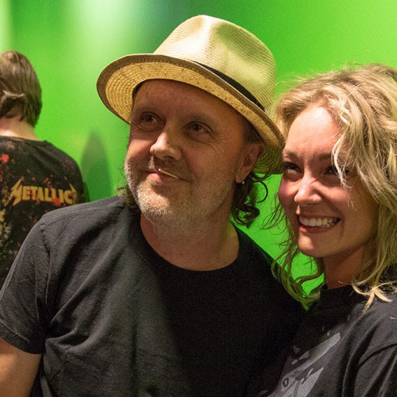 ENTER TO WIN A MEET & GREET WITH METALLICA!