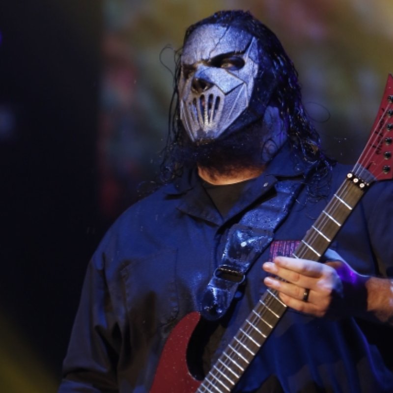  SLIPKNOT's MICK THOMSON Was 'Horrified' When He First Heard METALLICA's 'Black Album'!