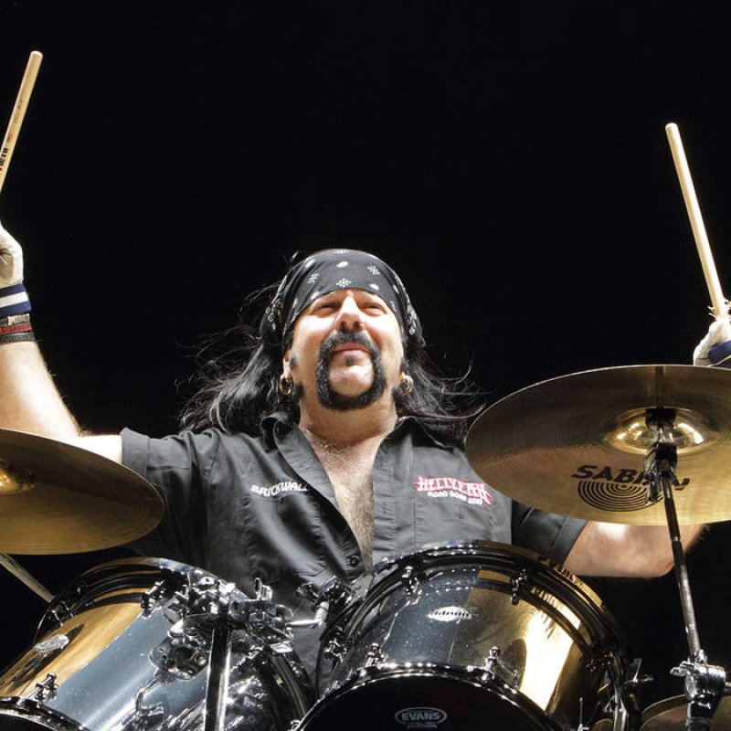 Grammy Awards Snub Vinnie Paul in &ldquo;In Memoriam&rdquo; Tribute Segment?