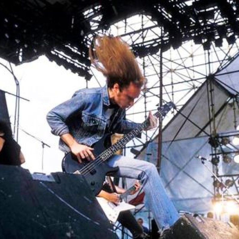 Watch Metallica Live 1985 - Day On The Green Full Fucking Show!