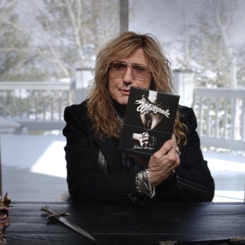  Watch WHITESNAKE's DAVID COVERDALE Unbox 'Slide It In: The Ultimate Special Edition' 