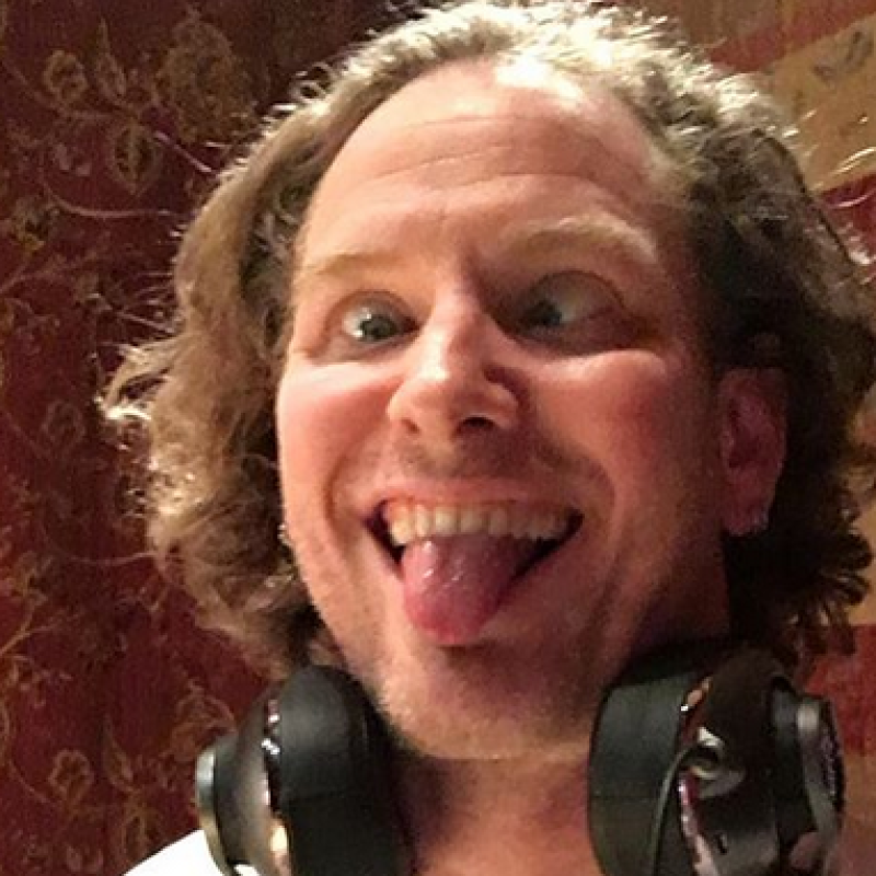  COREY TAYLOR Is Back In The Studio Recording New SLIPKNOT And Says It Sounds "Evil"
