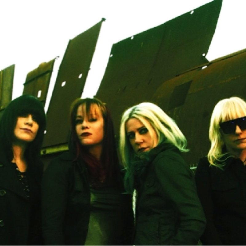  L7 Announced First Album In 20 Years, 'Scatter The Rats'