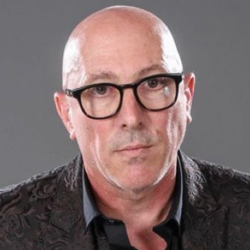 Maynard Won't Admit To Eating At Hard Rock Cafe?