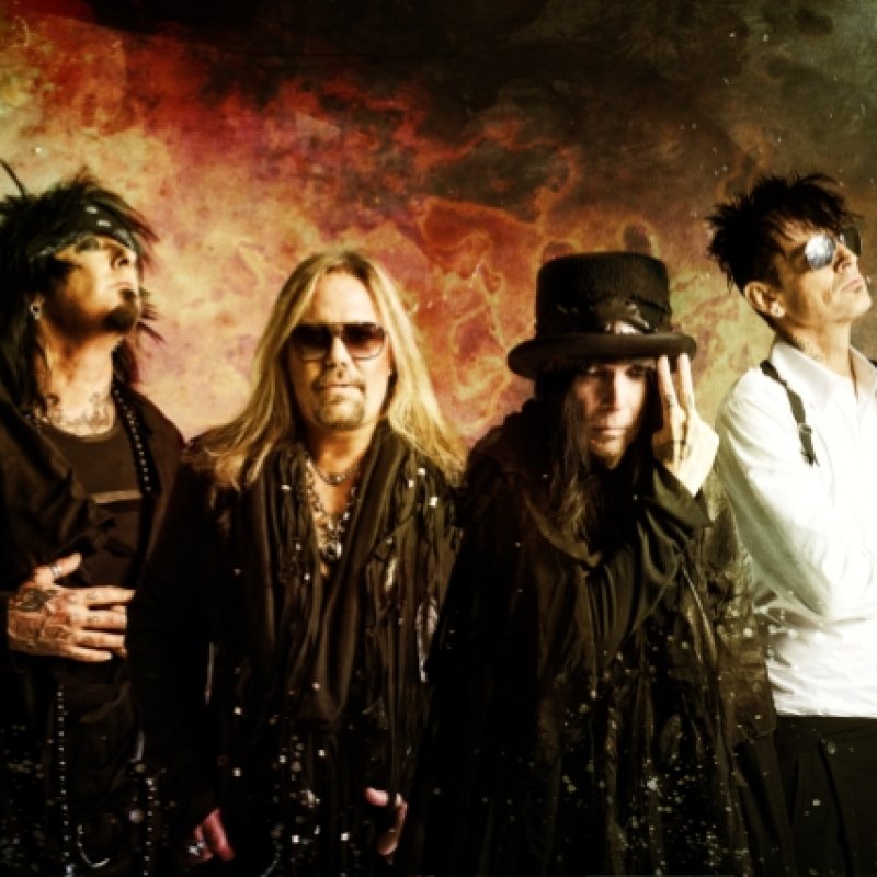M&Ouml;TLEY CR&Uuml;E Was Told By ROCK AND ROLL HALL OF FAME That It Will Never Be Inducted