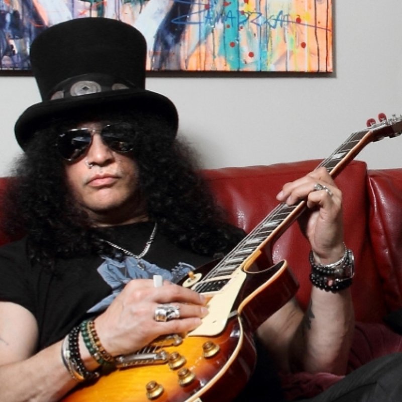  SLASH's Ex-Wife Auctioning His Stuff