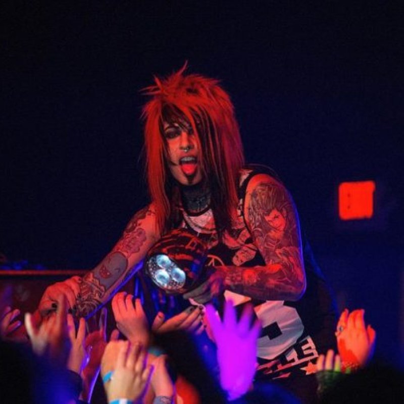 BLOOD ON THE DANCE FLOOR Frontman Accused Of Sexual Assault By 21 Women, 16 Underage