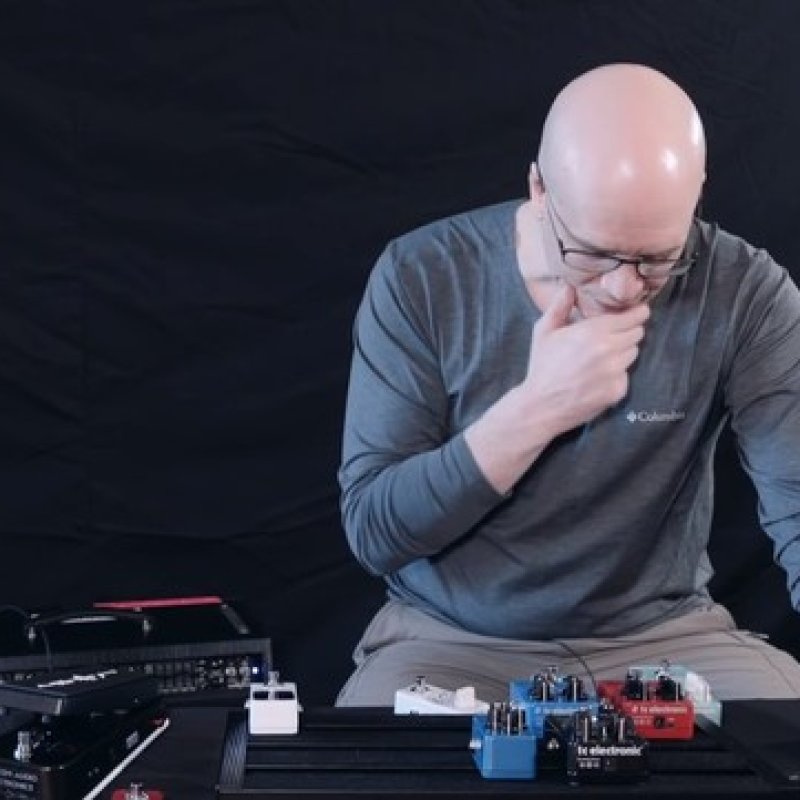 Devin Townsend Builds His Pedalboard, Explains Preferred Order of Pedals