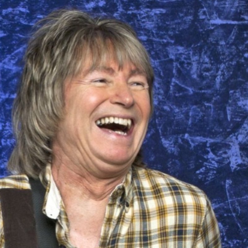  METALLICA, JUDAS PRIEST, DEF LEPPARD, MEGADETH Members Pay Tribute To UFO's PAUL RAYMOND 