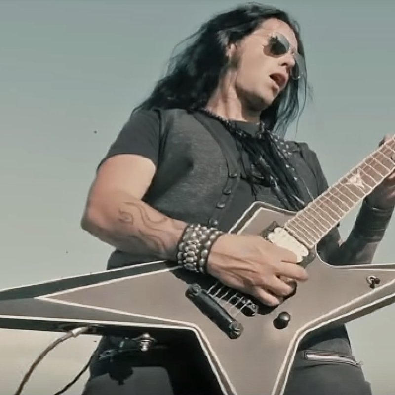 Former OZZY Guitarist GUS G. Would Be 'Honored' To Fill In For GLENN TIPTON In JUDAS PRIEST 