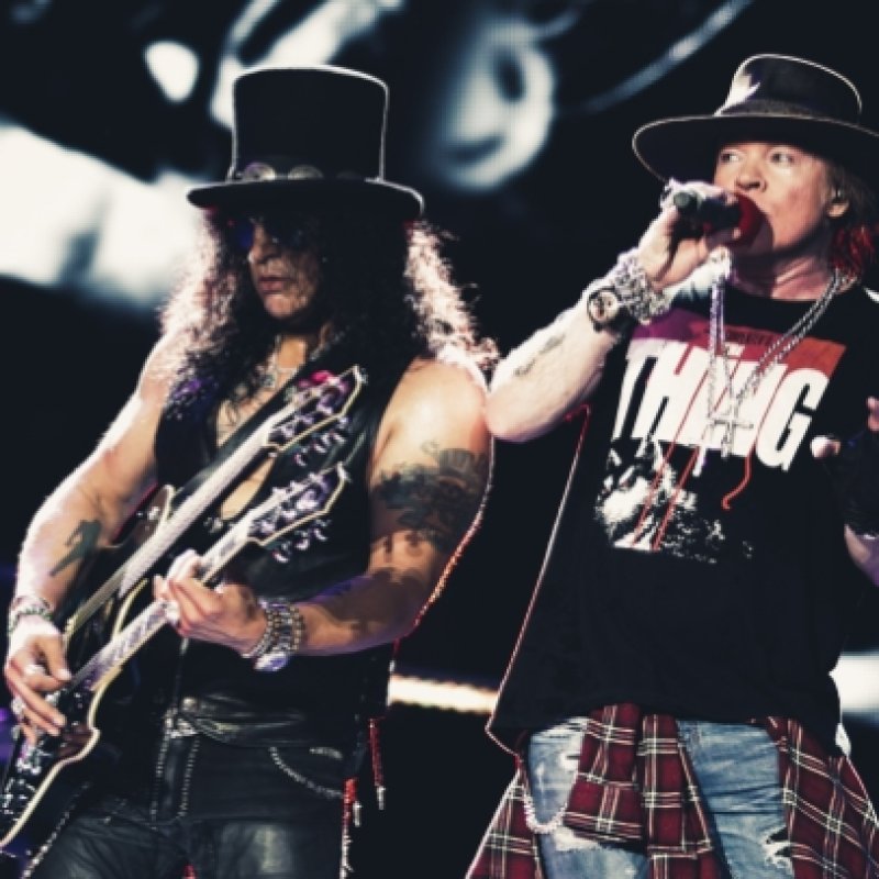 SLASH Recording New GUNS N' ROSES Music This Weekend? 