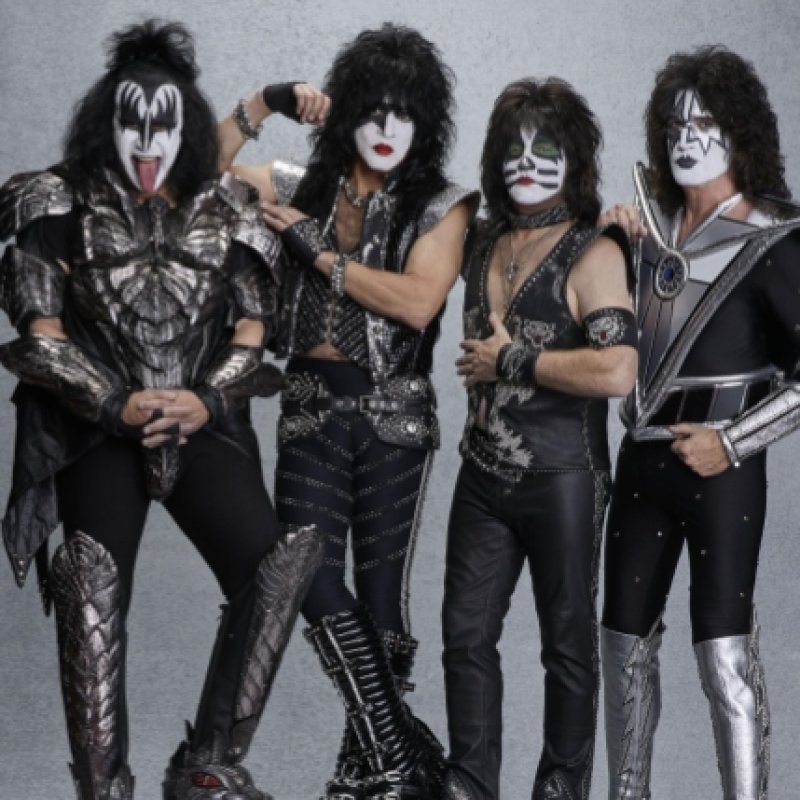 STANLEY THINKS OF KISS AS HIS BAND