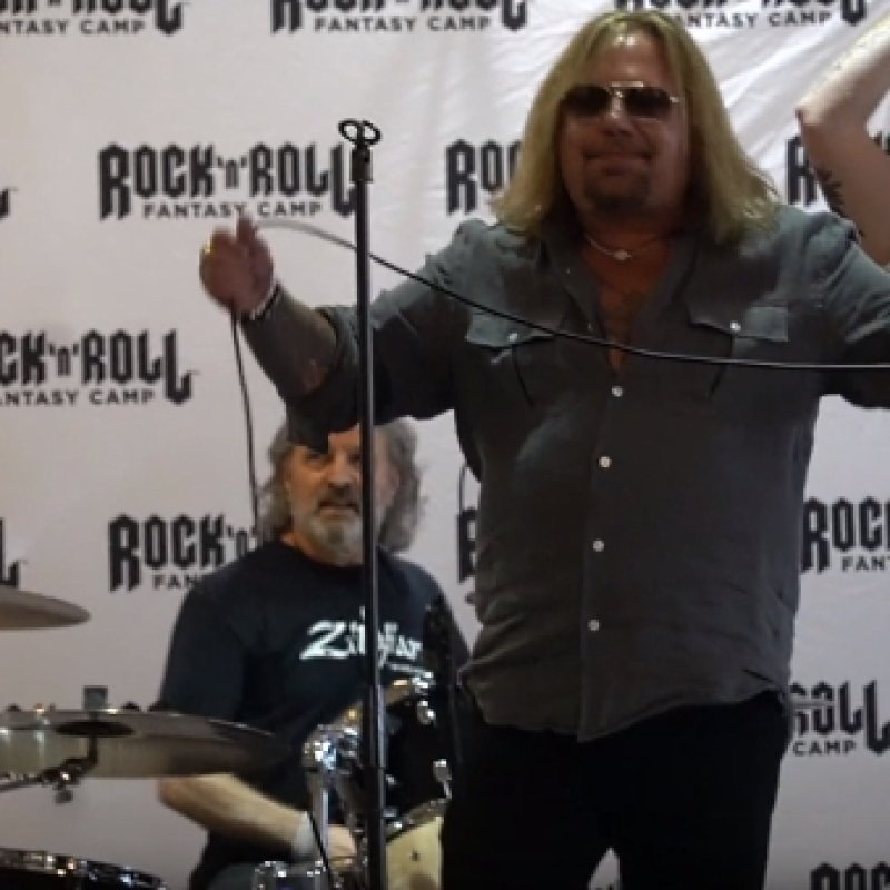 Video Of VINCE NEIL Singing At 'Rock 'N' Roll Fantasy Camp' 