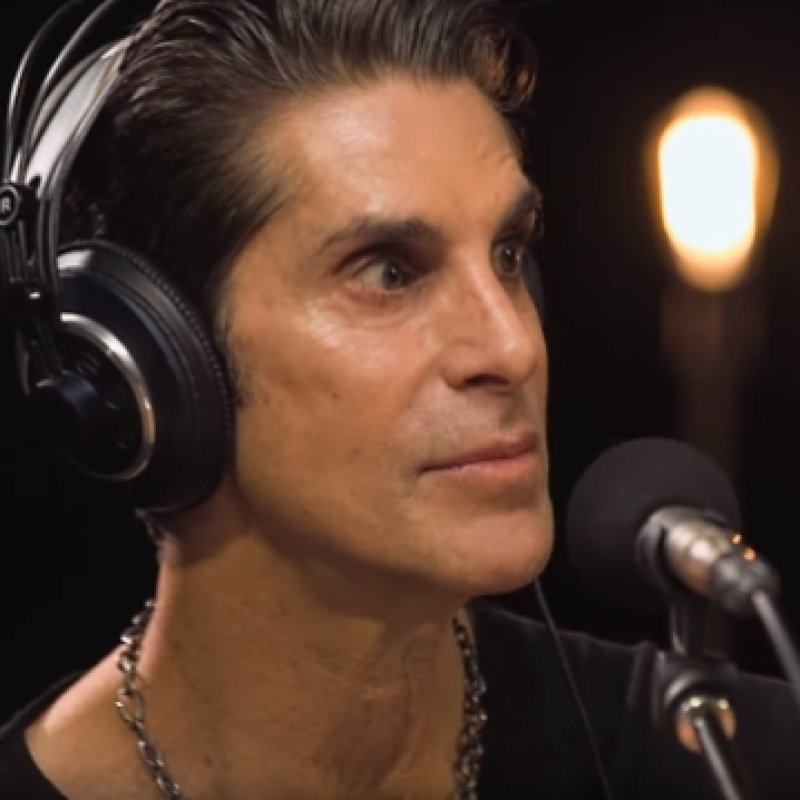  PERRY FARRELL On Political Topics: 'Now Is Not The Time To Be Silent' 