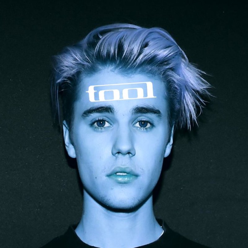Justin Bieber Is A Tool Fan