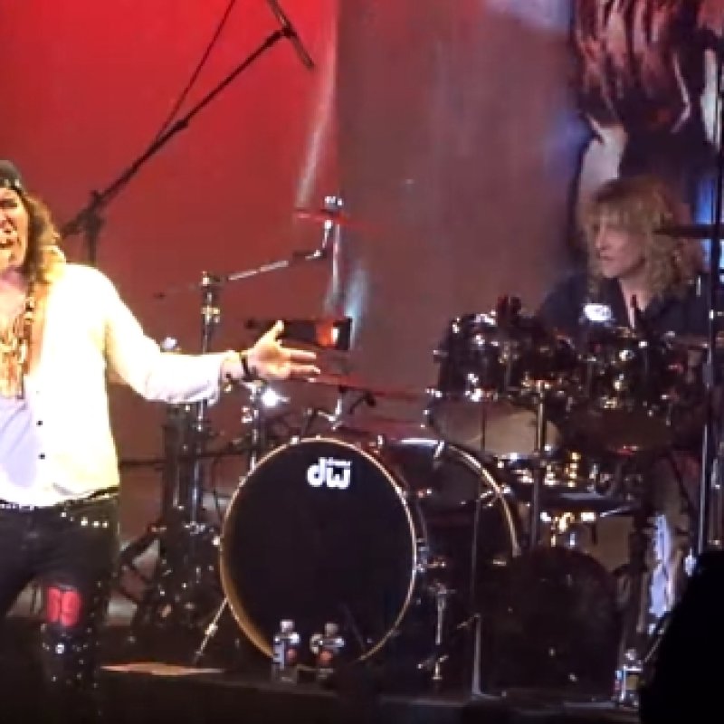 ADLER RETURNS TO LIVE STAGE
