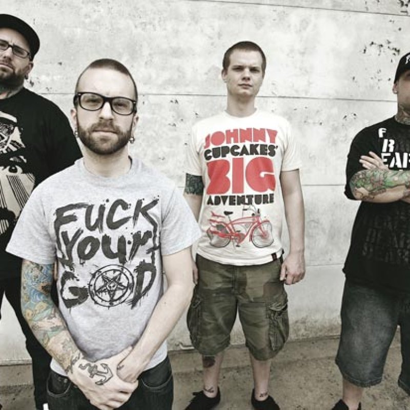 The Acacia Strain Reacts To Song Lyrics On Dayton Shooter's Hoodie At Time Of Death!