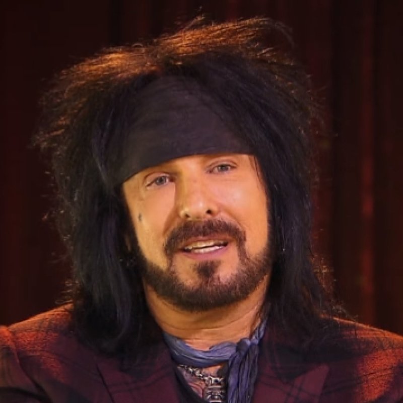 SIXX WEIGHS IN ON GUN VIOLENCE