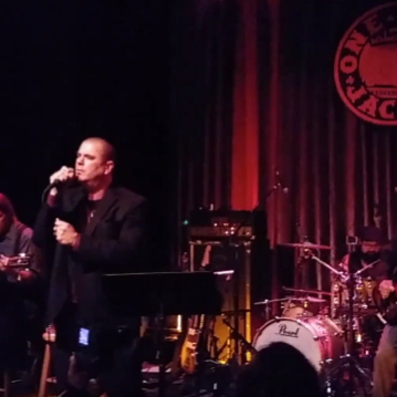  Watch PHILIP ANSELMO's EN MINOR Perform Live For First Time