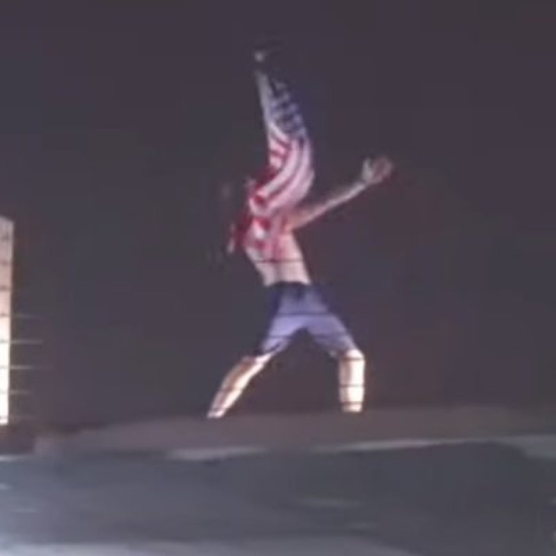 Watch This Dude Headbang To SLAYER During Hurricane Dorian 