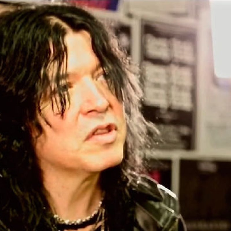 KEIFER DOESN'T LIKE 'HAIR METAL' TERM