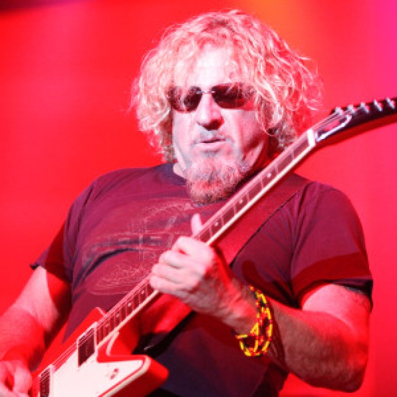  SAMMY HAGAR Says He Plays The VAN HALEN Songs As Good As VAN HALEN Ever Played Them