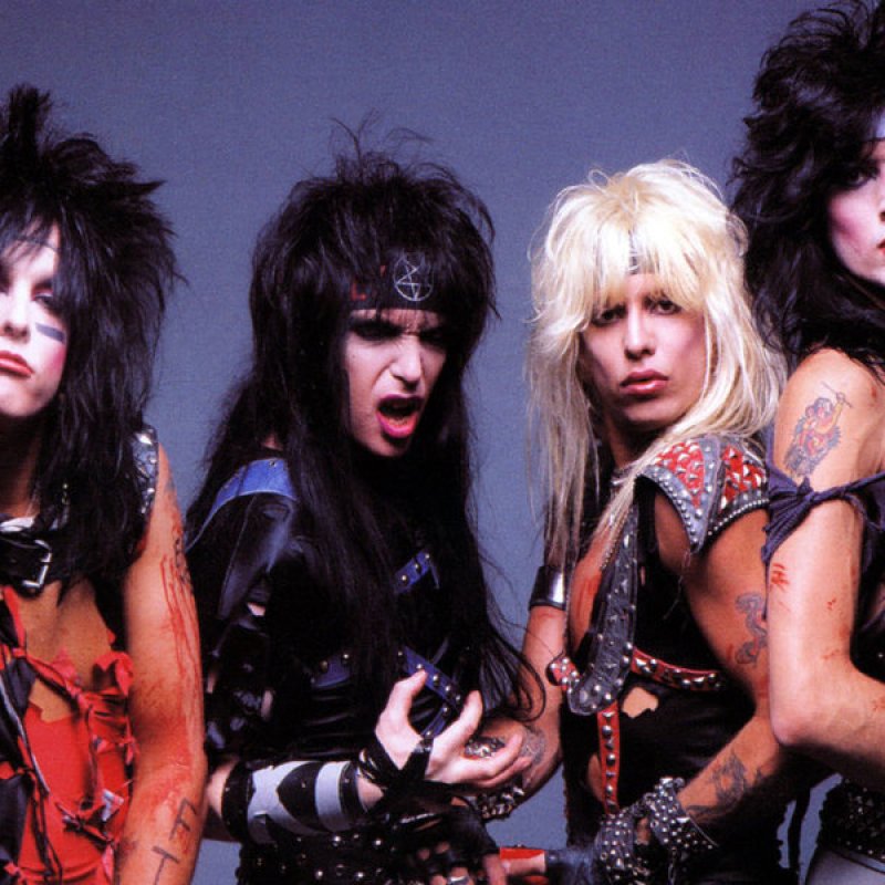  M&Ouml;TLEY CR&Uuml;E Official Lyric Video For New Song 'Ride With The Devil' 