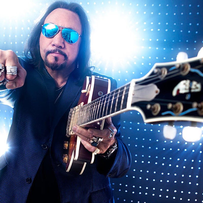 FREHLEY VS. ESTRANGED GIRLFRIEND