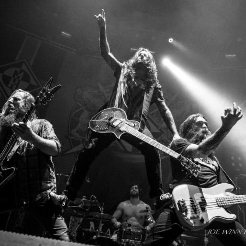 DARKEST HOUR Begins West Coast US Tour With Unearth Today